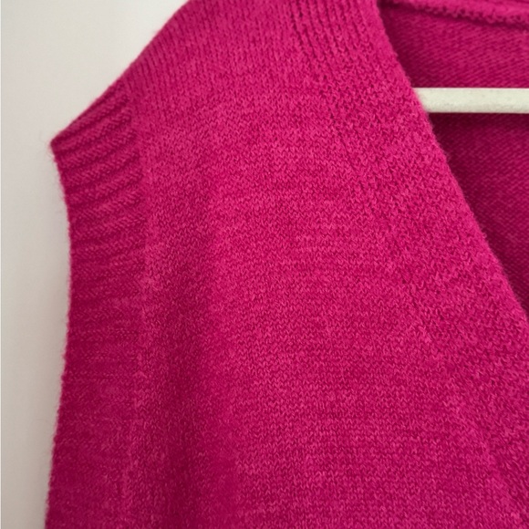 Kate HEWKO Pink Sleeveless Cardigan - Picture 5 of 5